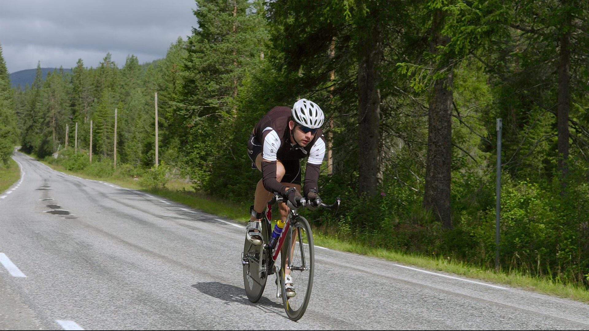 聚光灯下与阴影之间,雷诺绝杀索伯,佩雷兹改写历史的五十七秒
